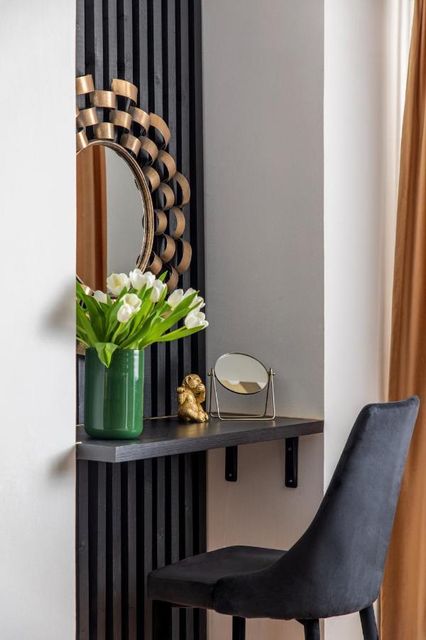 Designer Flat For 4, Heart Of Bucharest, Kitchen Villa Eksteriør bilde